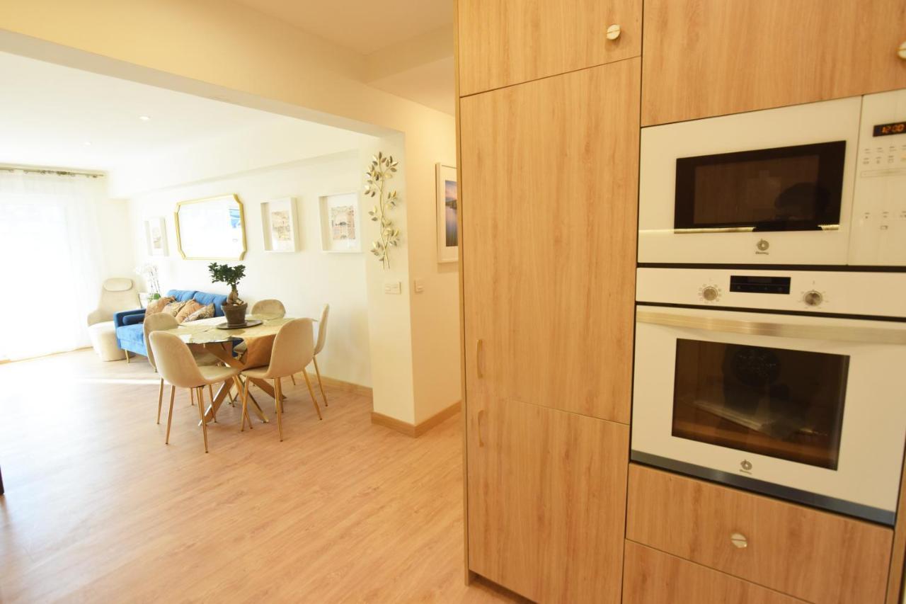 Paradise Luxurious Flat, Free Parking, 3 Double Rooms, Terrace, Jacuzzi, Fully Renovated San Sebastian Exterior photo