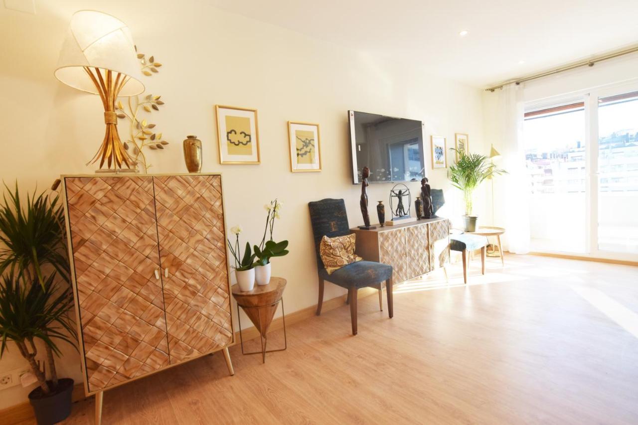 Paradise Luxurious Flat, Free Parking, 3 Double Rooms, Terrace, Jacuzzi, Fully Renovated San Sebastian Exterior photo