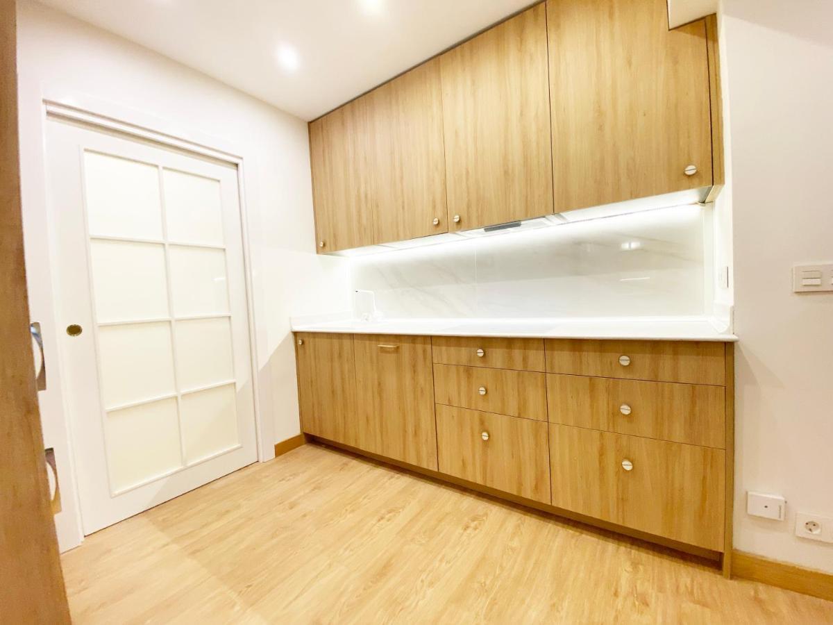 Paradise Luxurious Flat, Free Parking, 3 Double Rooms, Terrace, Jacuzzi, Fully Renovated San Sebastian Exterior photo